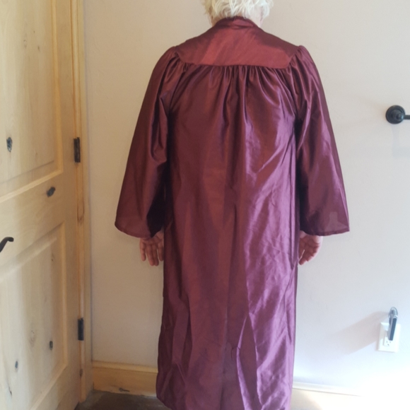 Graduation Robe - Picture 2 of 8